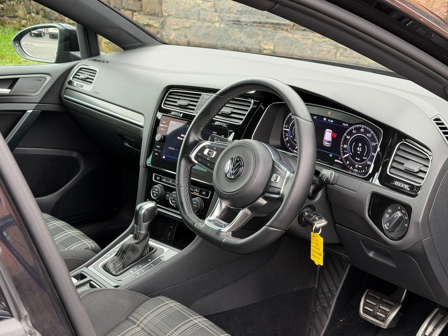 Used Volkswagen Golf 2018 for sale - 76377185: Photo 11