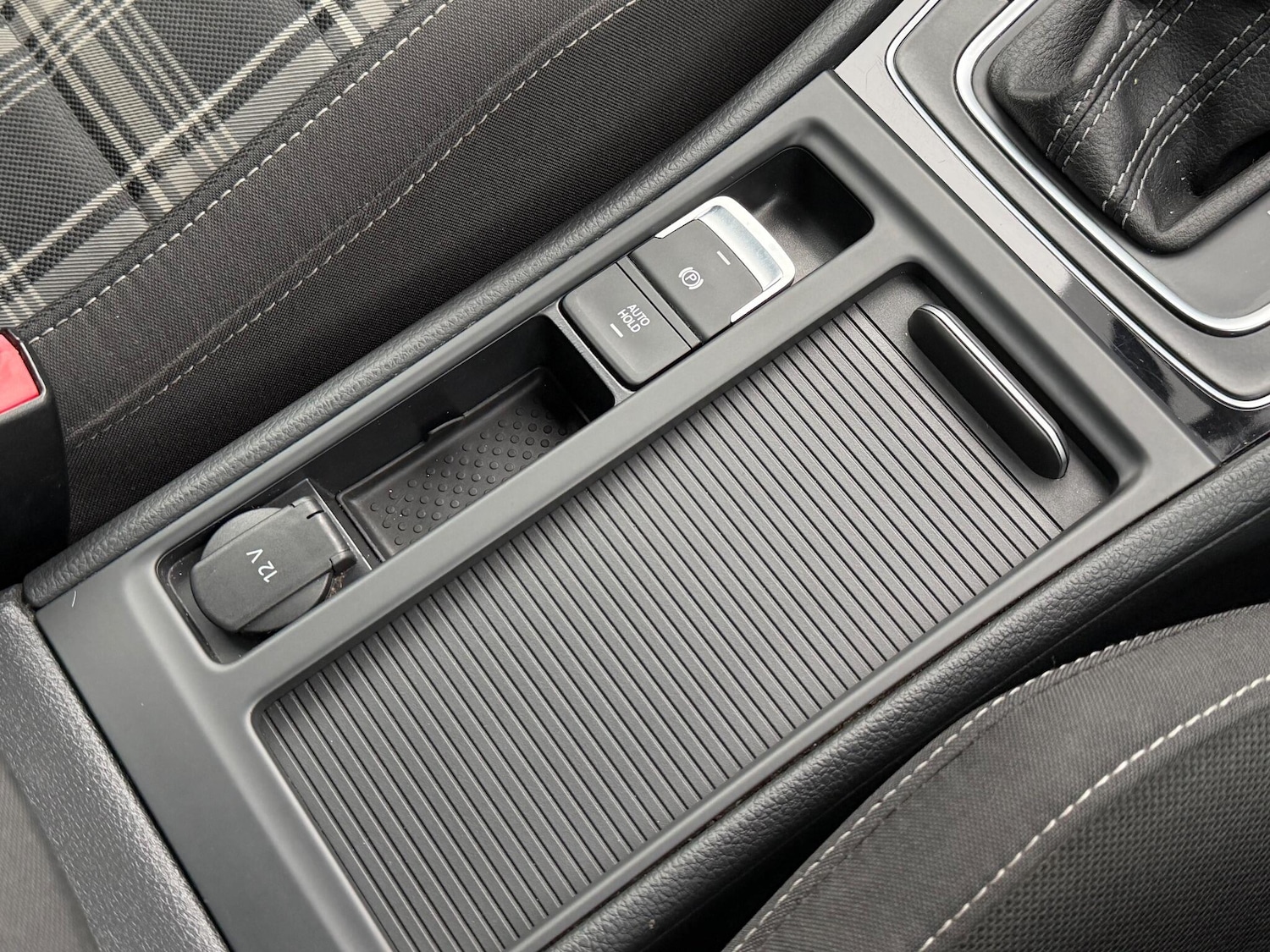 Used Volkswagen Golf 2018 for sale - 76377185: Photo 41