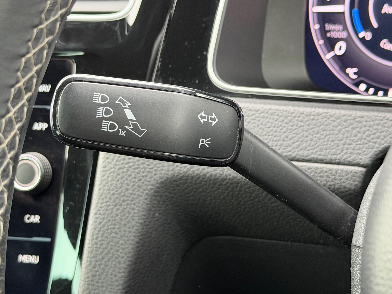 Used Volkswagen Golf 2018 for sale - 76377185: Photo 50