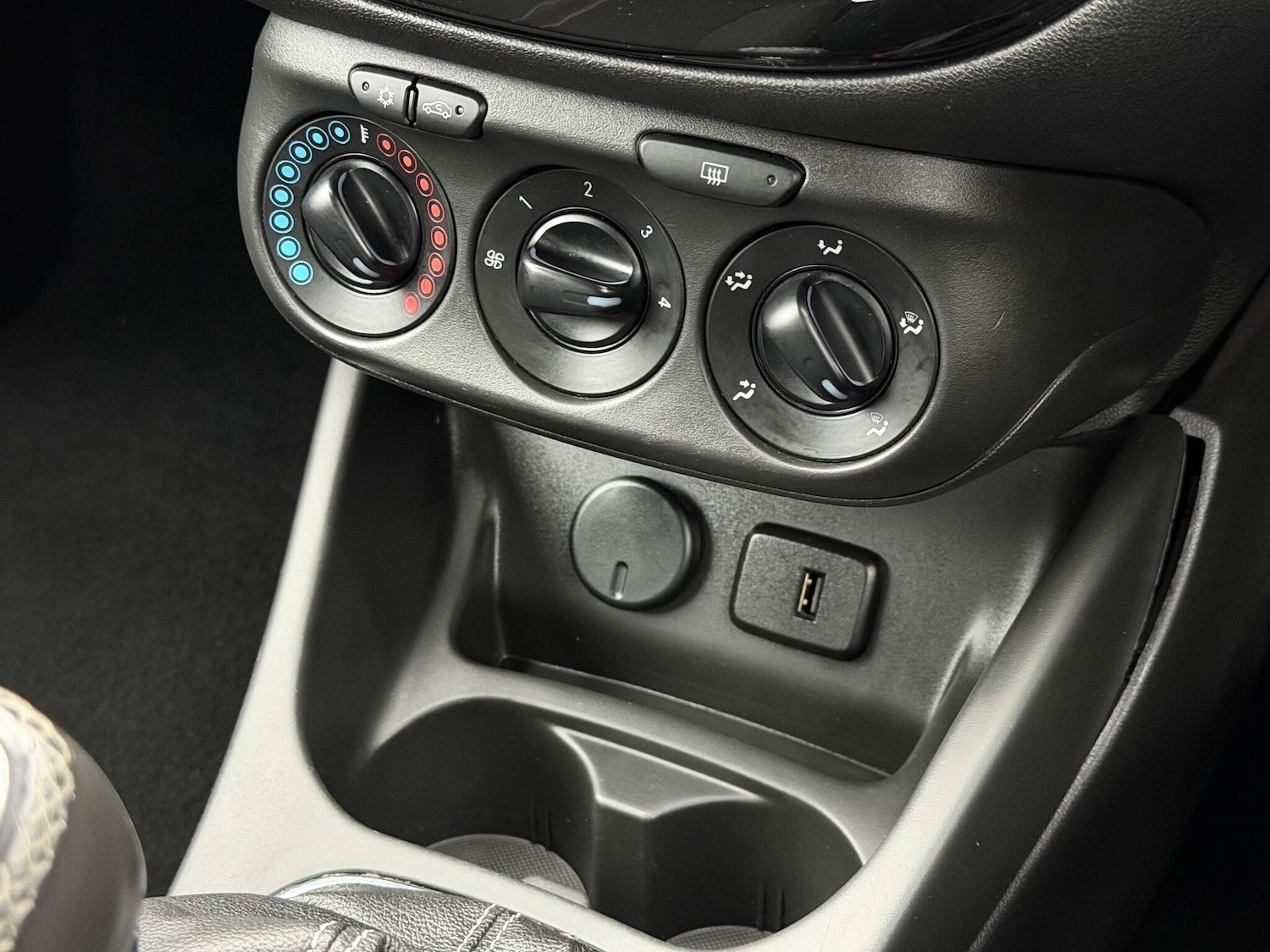 Used Vauxhall Corsa 2018 for sale - 76990069: Photo 35