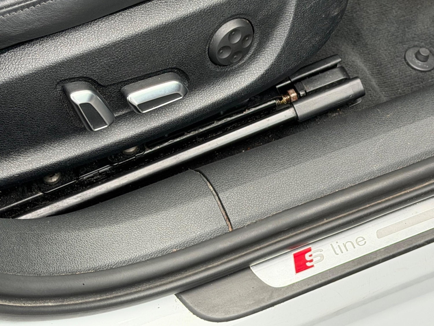 Used Audi A6 Avant 2017 for sale - 77468879: Photo 48