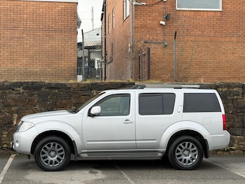 Used Nissan Pathfinder 2013 for sale - 77321049: Photo