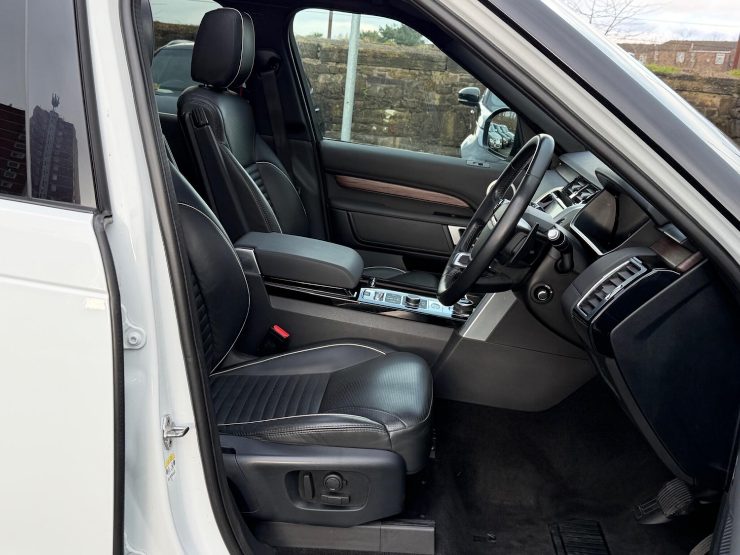 Used Land Rover Discovery 2020 for sale - 77305506: Photo 16