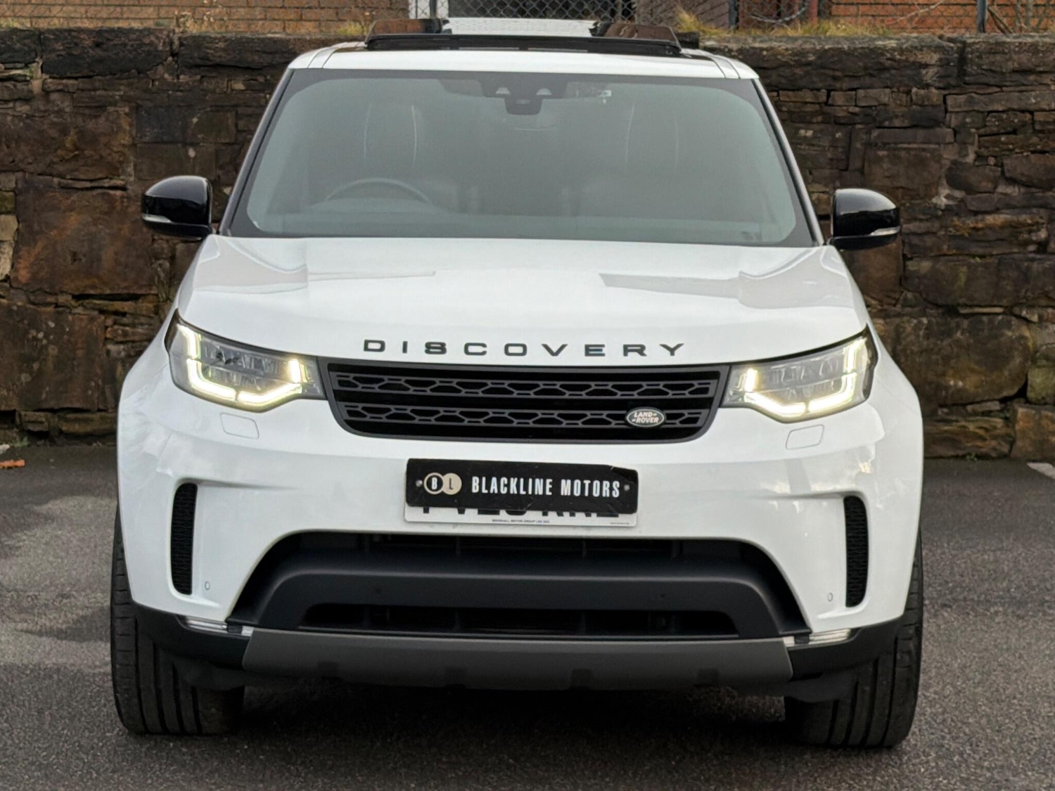 Used Land Rover Discovery 2020 for sale - 77305506: Photo 2