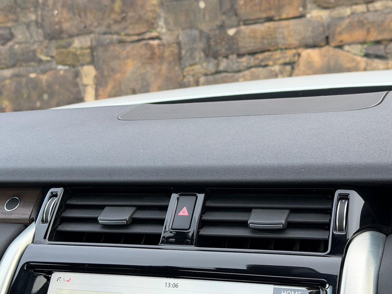 Used Land Rover Discovery 2020 for sale - 77305506: Photo 32