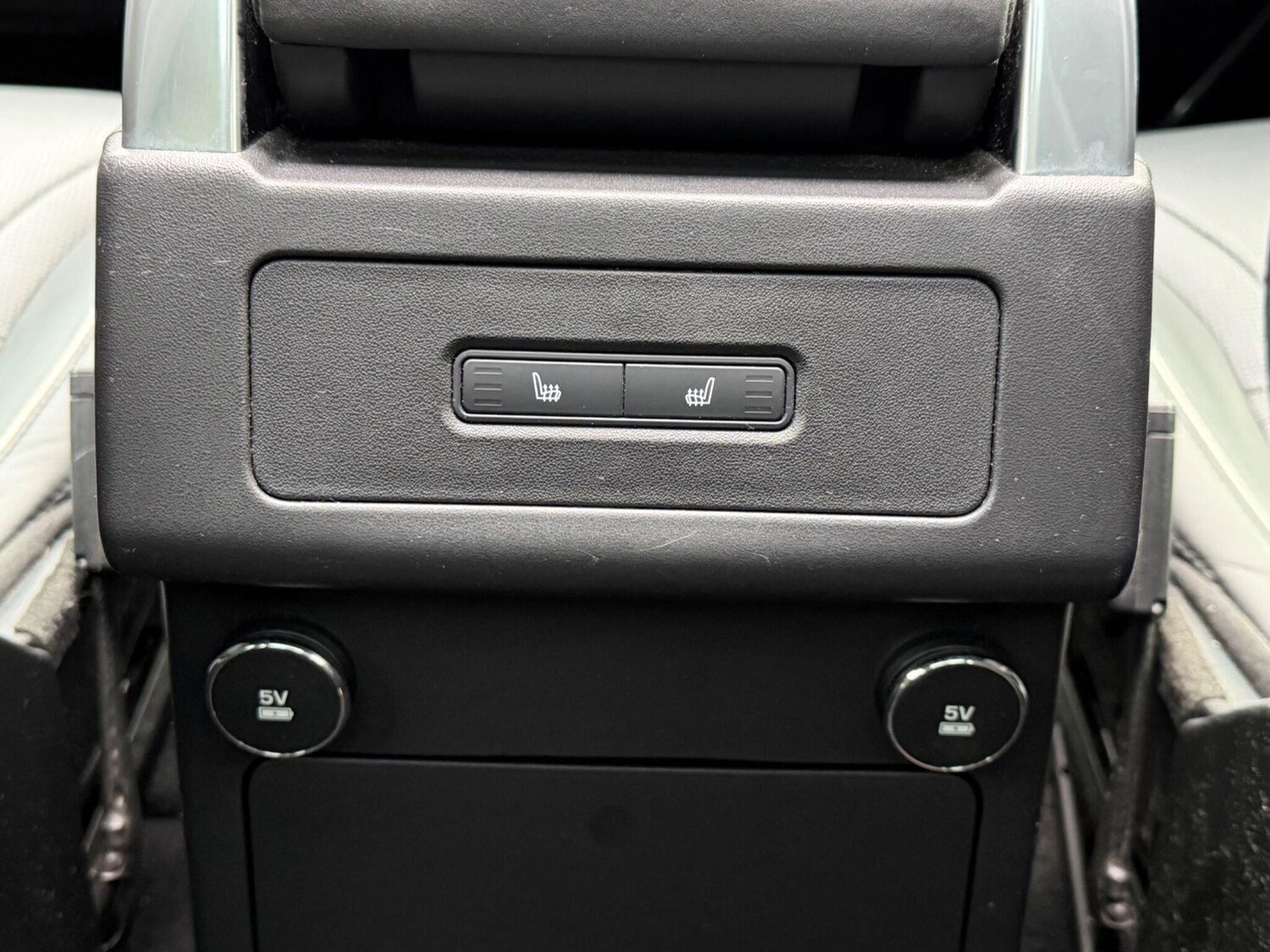 Used Land Rover Discovery 2020 for sale - 77305506: Photo 50