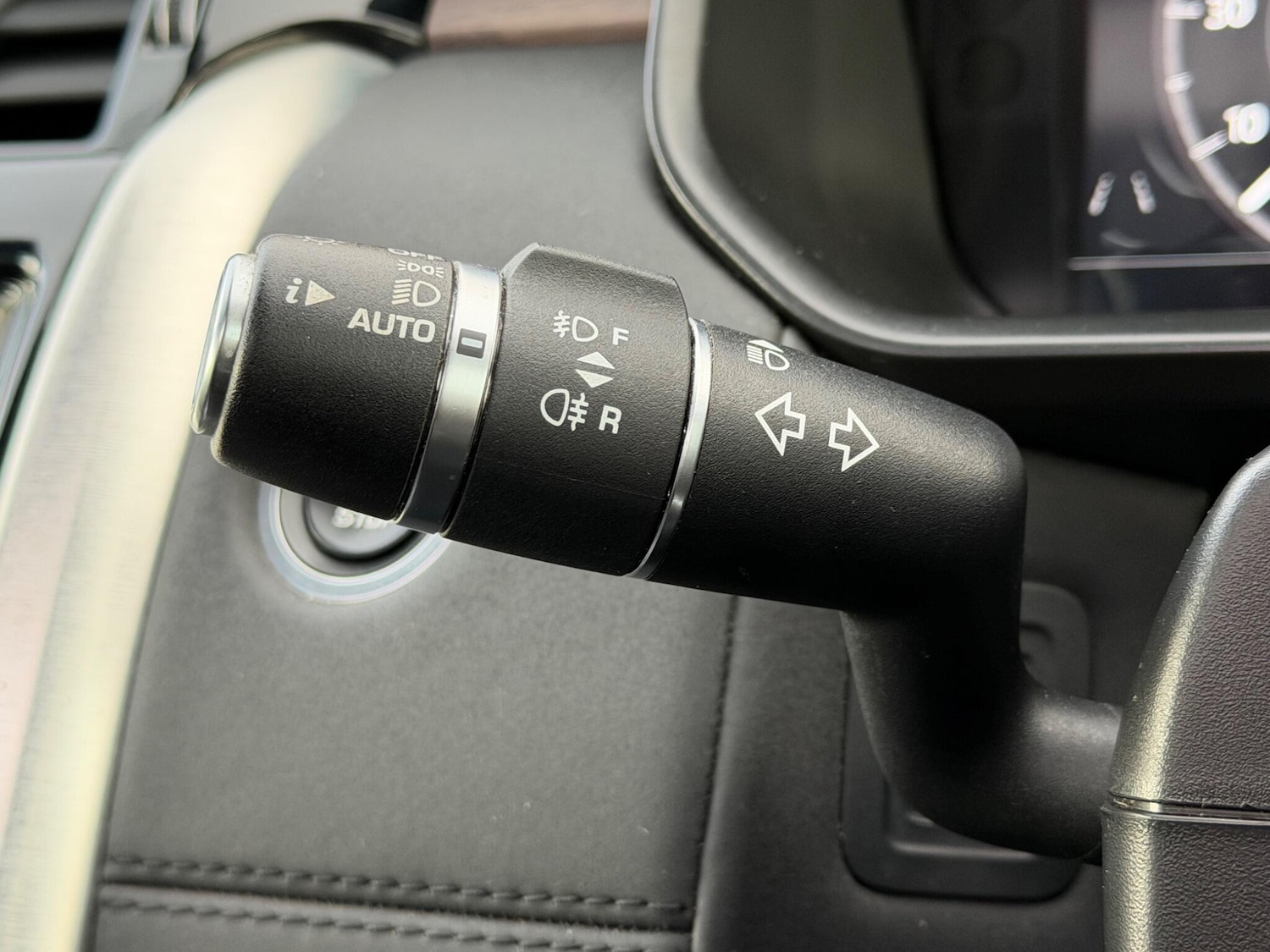 Used Land Rover Discovery 2020 for sale - 77305506: Photo 60