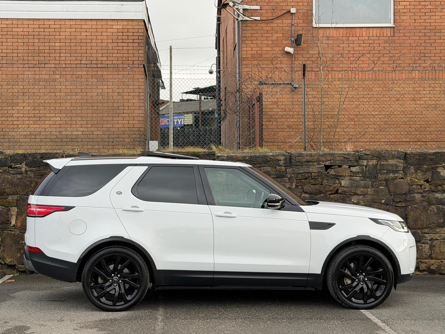 Used Land Rover Discovery 2020 for sale - 77305506: Photo 8