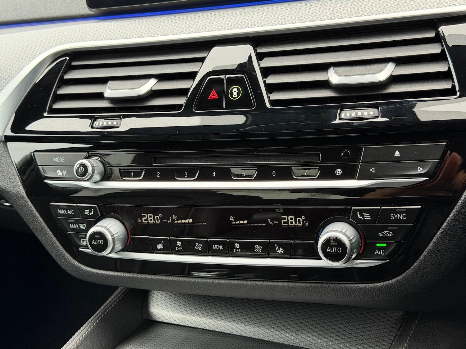 Used BMW 5 Series 2017 for sale - 76735463: Photo 38