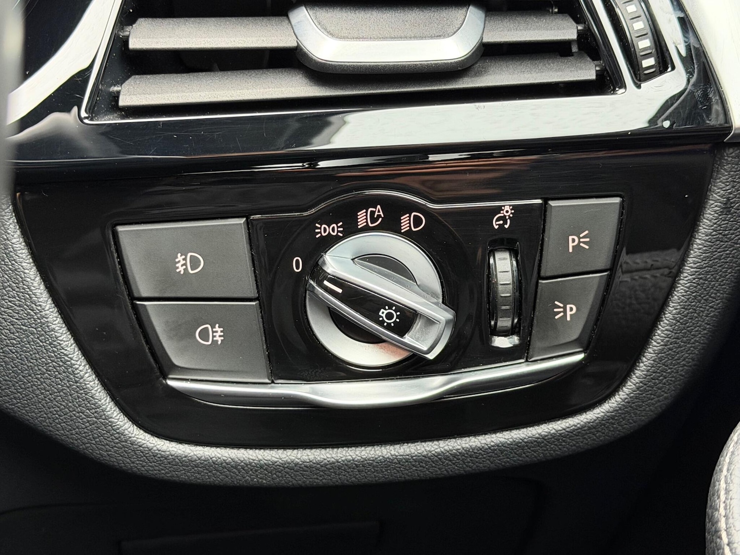 Used BMW 5 Series 2017 for sale - 76735463: Photo 52