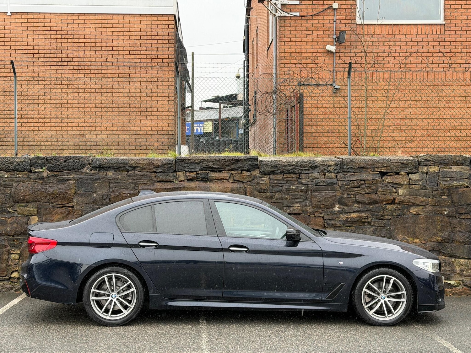 Used BMW 5 Series 2017 for sale - 76735463: Photo 8