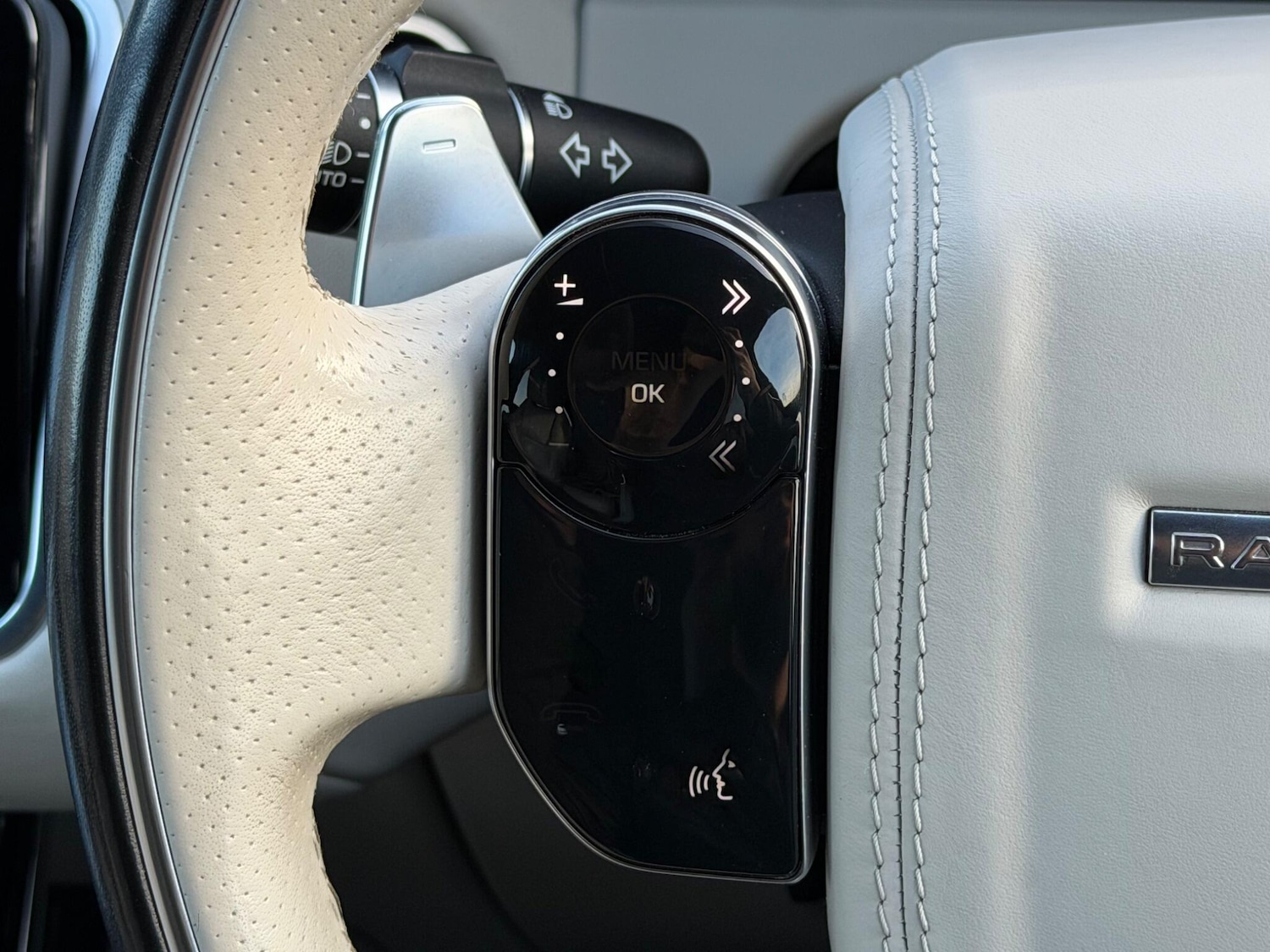 Used Land Rover Range Rover Velar 2018 for sale - 77130999: Photo 25