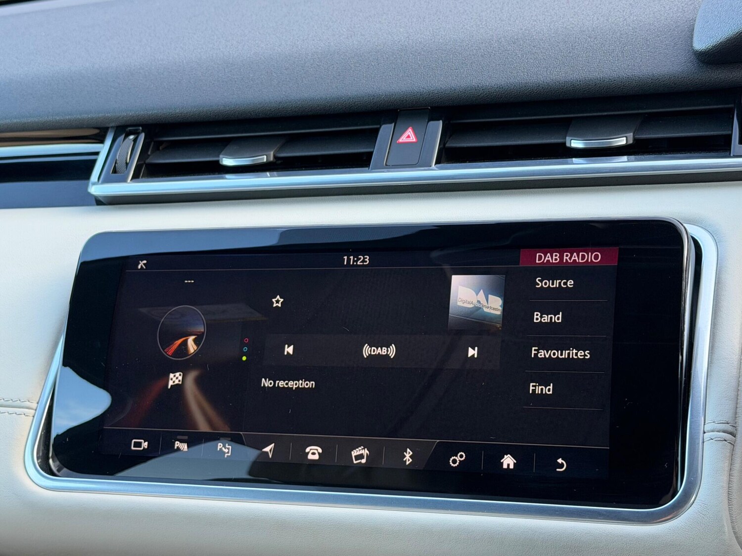 Used Land Rover Range Rover Velar 2018 for sale - 77130999: Photo 32