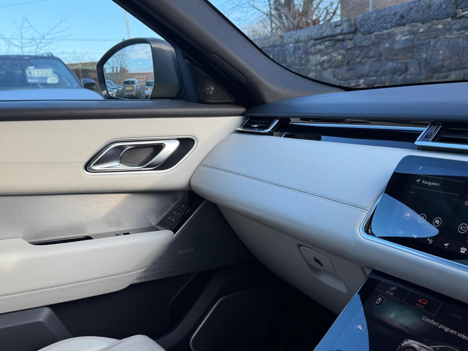 Used Land Rover Range Rover Velar 2018 for sale - 77130999: Photo 50