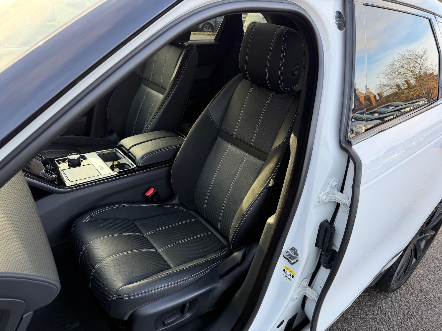 Used Land Rover Range Rover Velar 2019 for sale - 76993102: Photo 19