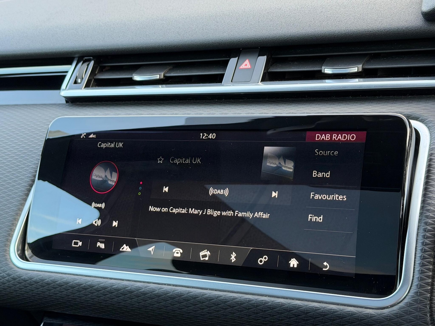 Used Land Rover Range Rover Velar 2019 for sale - 76993102: Photo 37