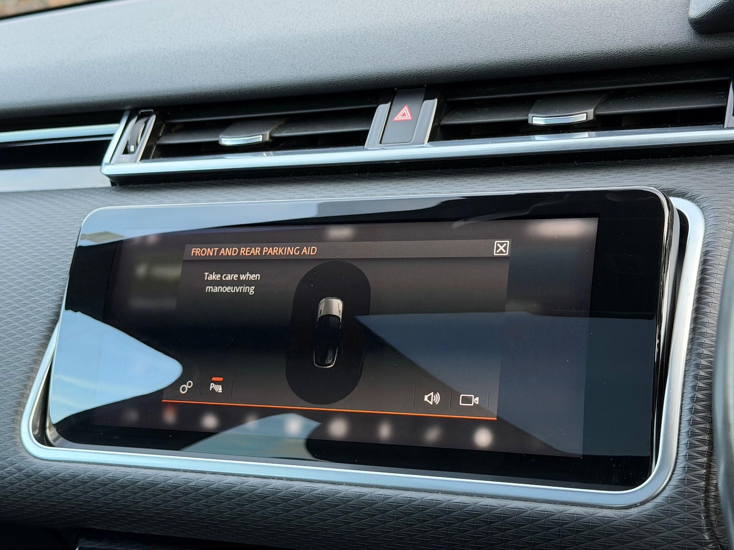 Used Land Rover Range Rover Velar 2019 for sale - 76993102: Photo 38