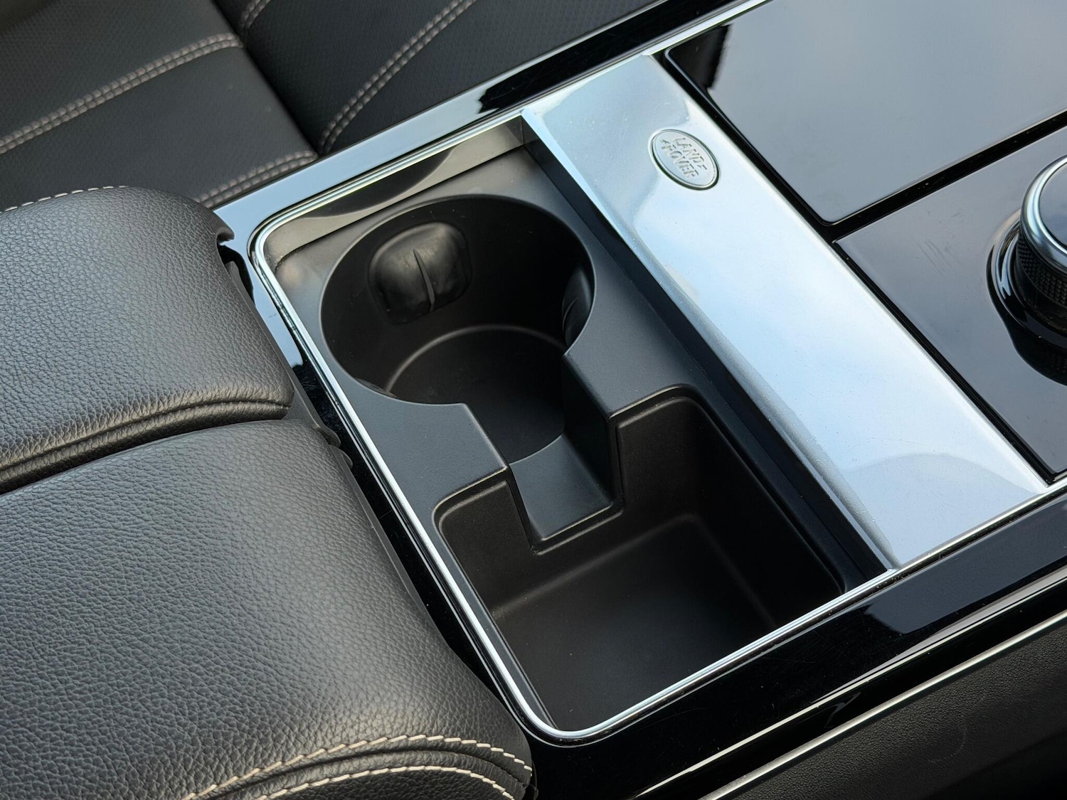 Used Land Rover Range Rover Velar 2019 for sale - 76993102: Photo 45