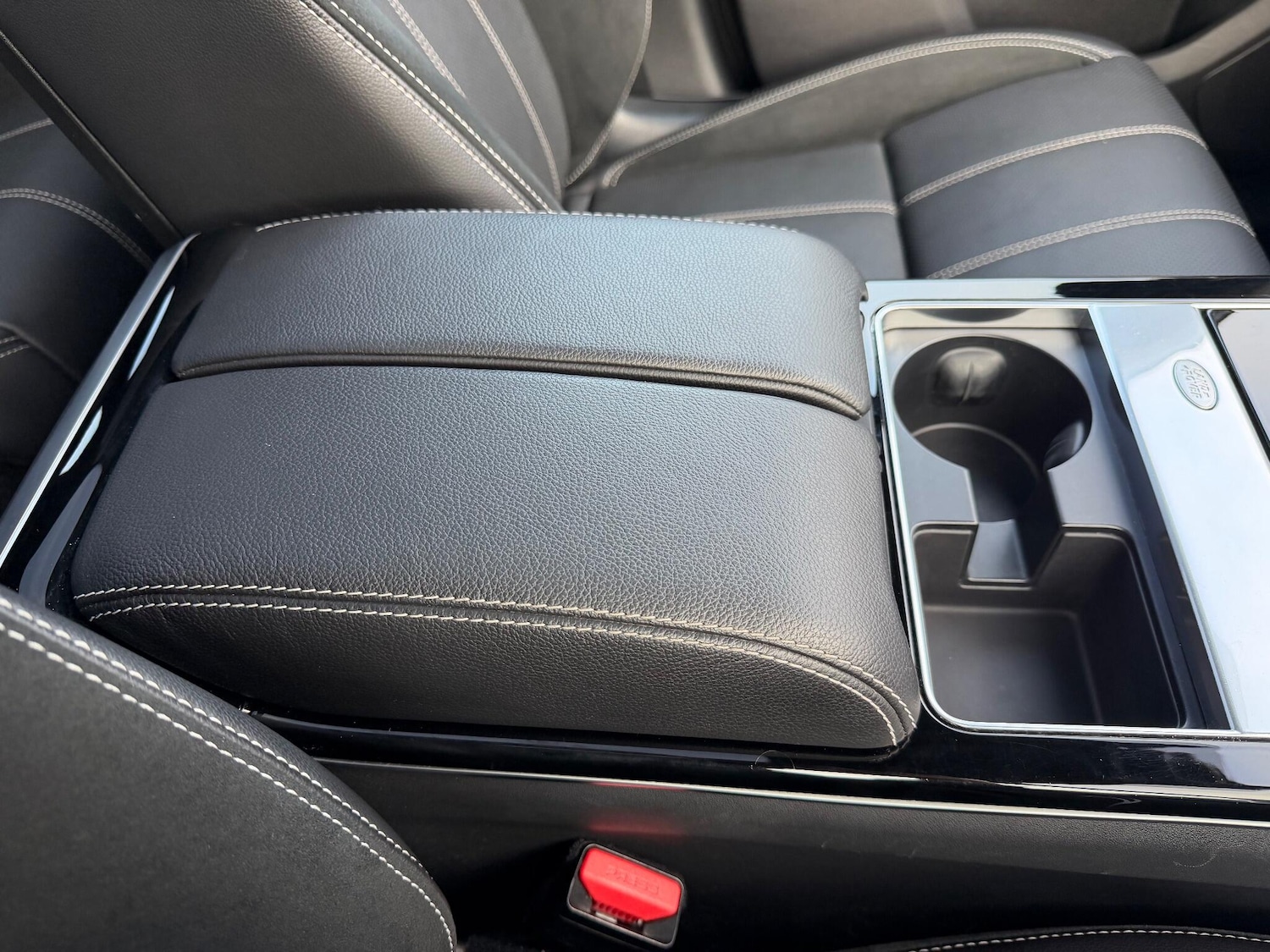 Used Land Rover Range Rover Velar 2019 for sale - 76993102: Photo 47