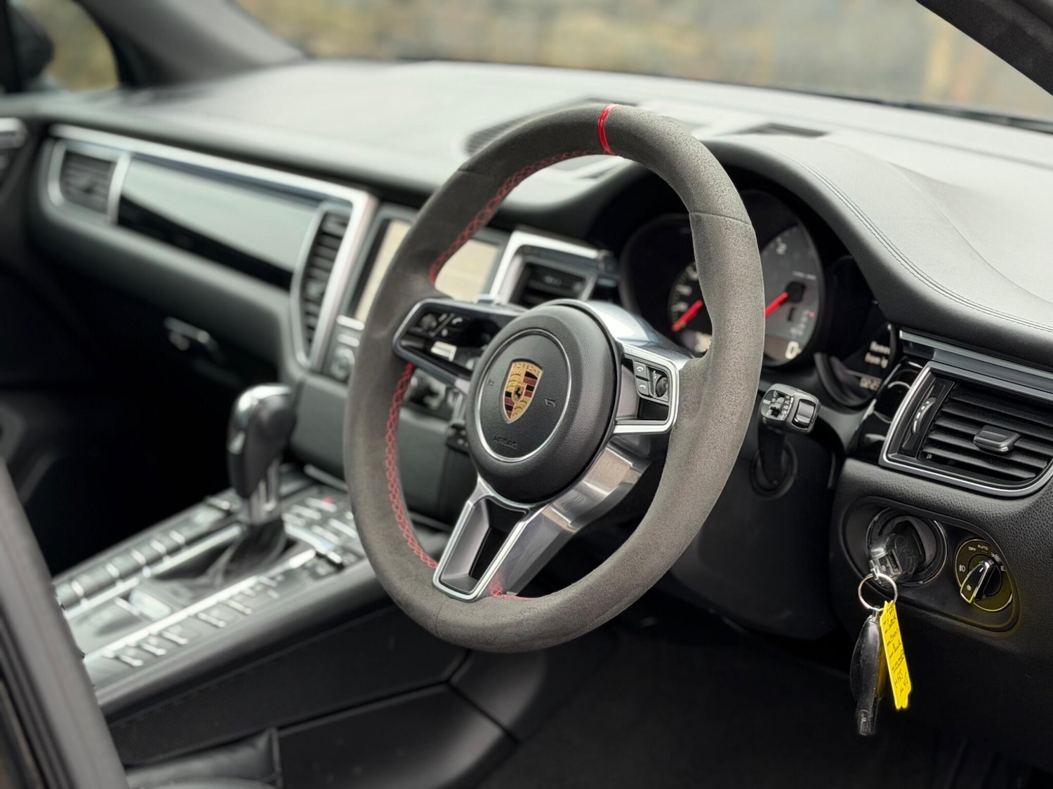 Used Porsche Macan 2015 for sale - 77162992: Photo 15