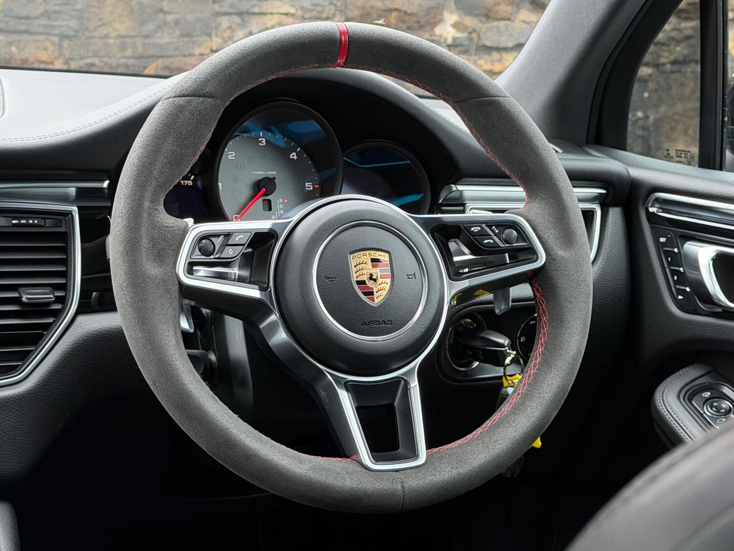 Used Porsche Macan 2015 for sale - 77162992: Photo 29