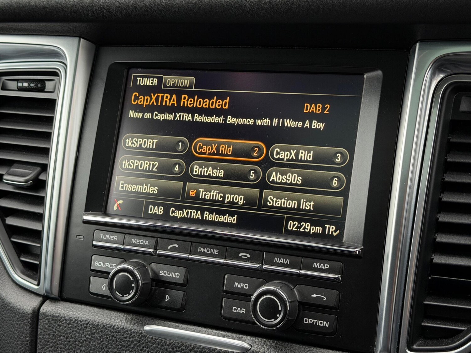 Used Porsche Macan 2015 for sale - 77162992: Photo 34