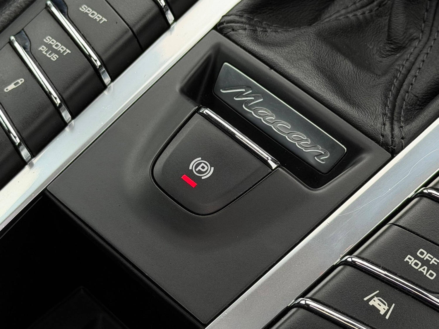 Used Porsche Macan 2015 for sale - 77162992: Photo 48