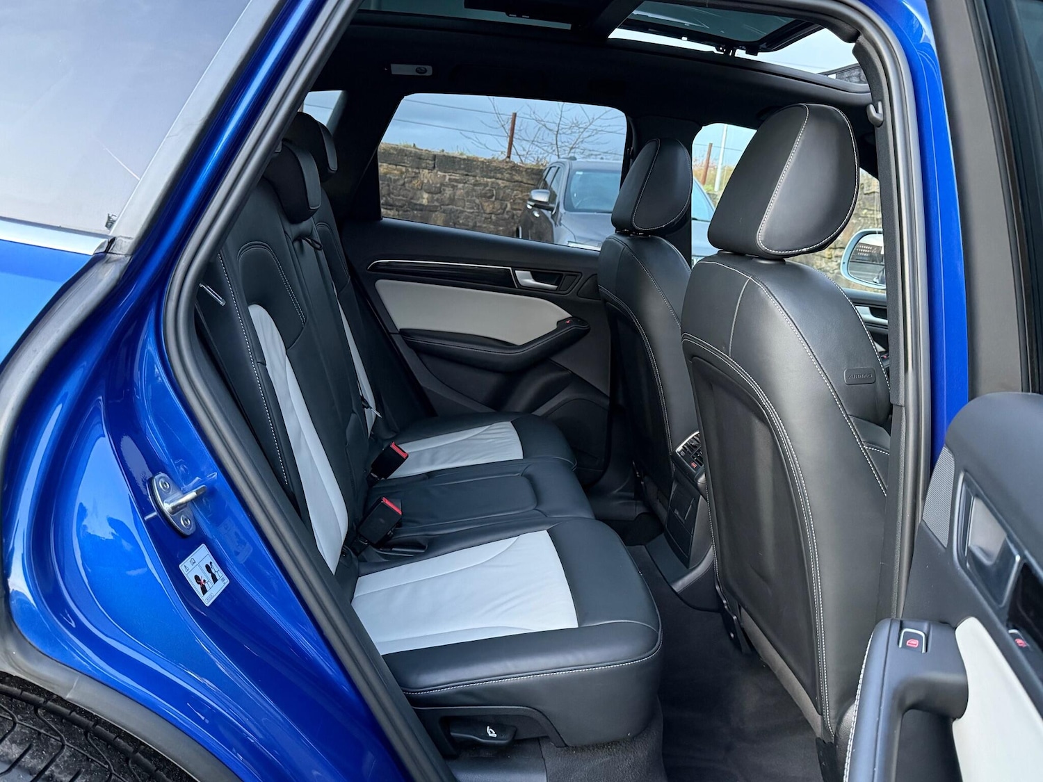 Used Audi SQ5 2015 for sale - 76522329: Photo 16