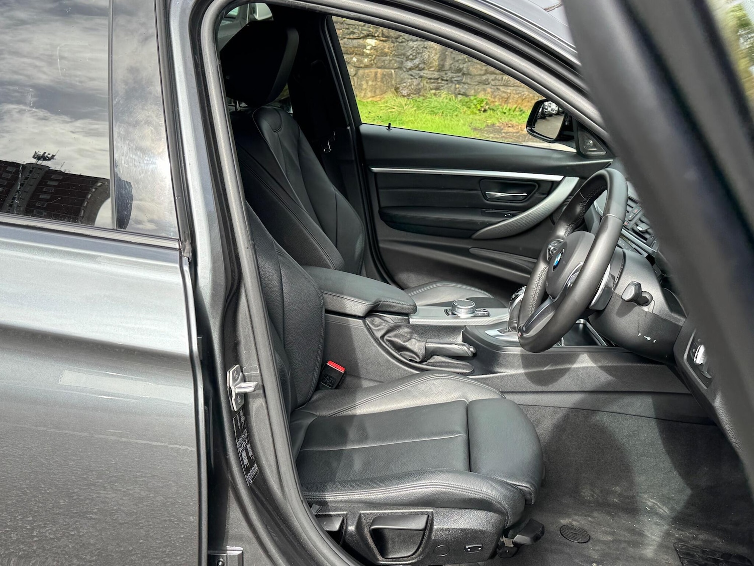 Used BMW 3 Series 2017 for sale - 76161108: Photo 15