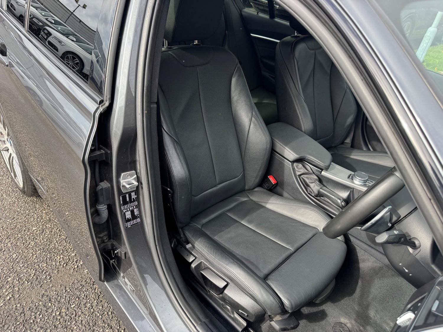 Used BMW 3 Series 2017 for sale - 76161108: Photo 17