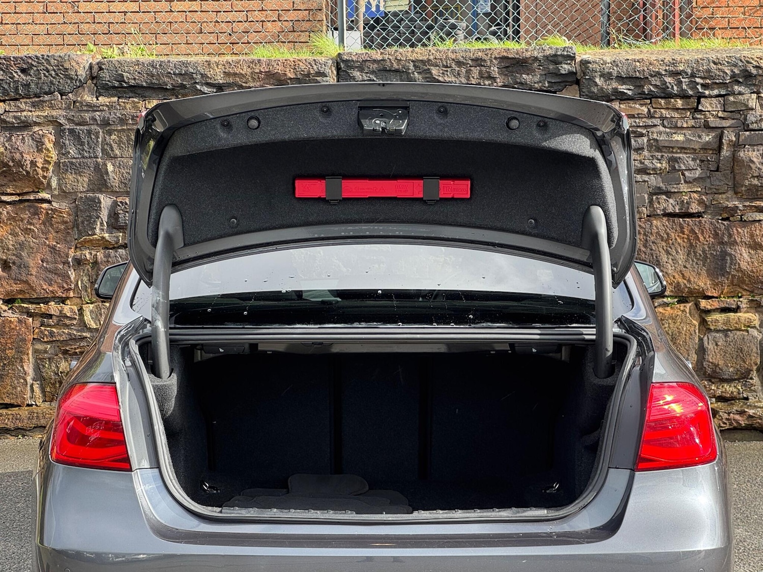 Used BMW 3 Series 2017 for sale - 76161108: Photo 21