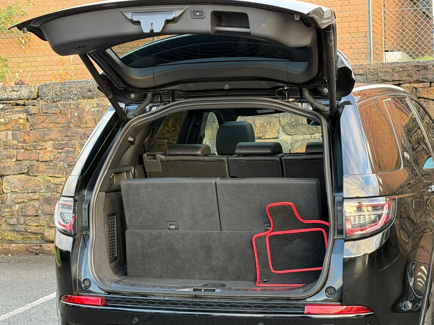 Used Land Rover Discovery Sport for sale - 76995567: Photo 22