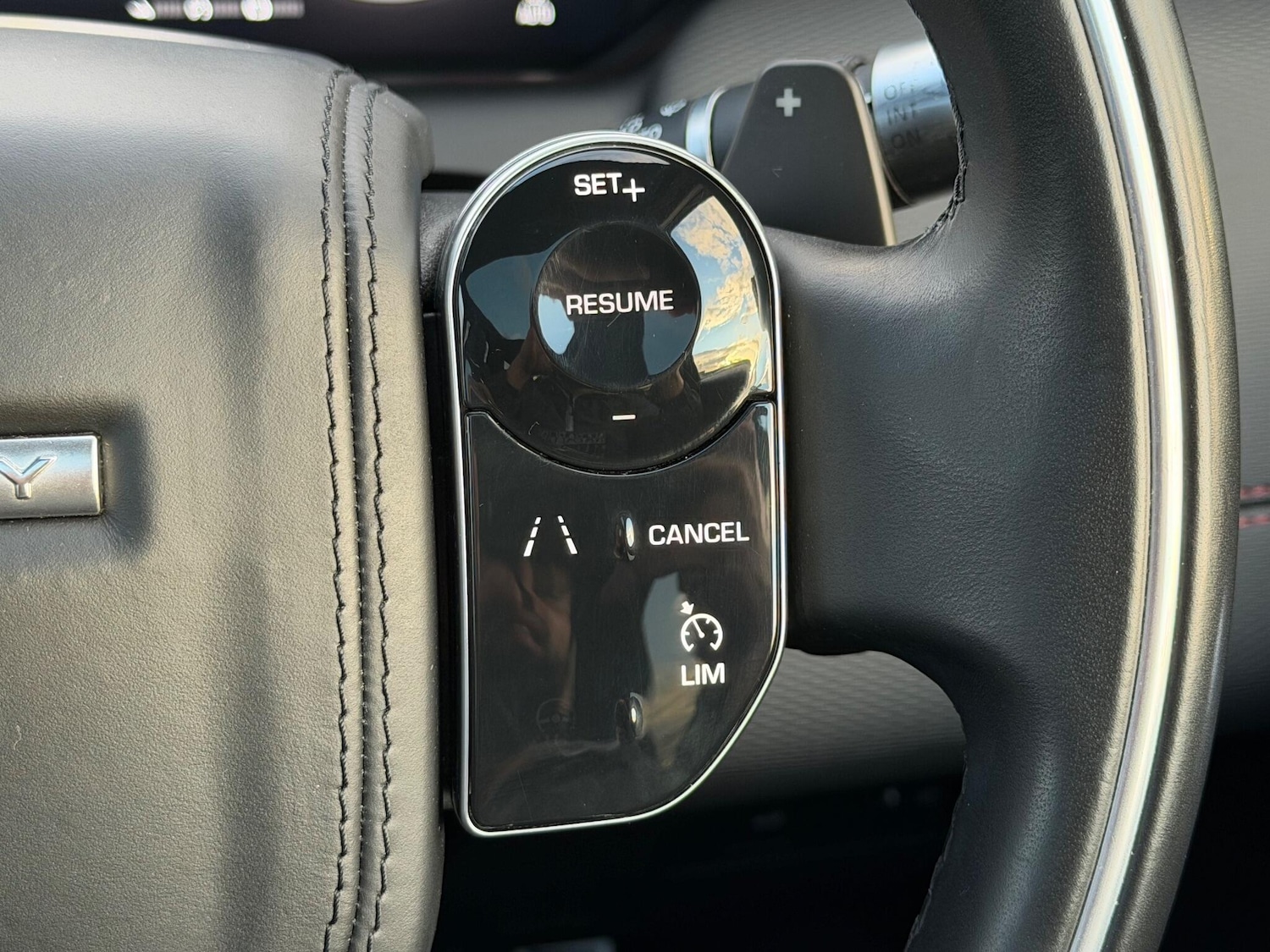 Used Land Rover Discovery Sport for sale - 76995567: Photo 28