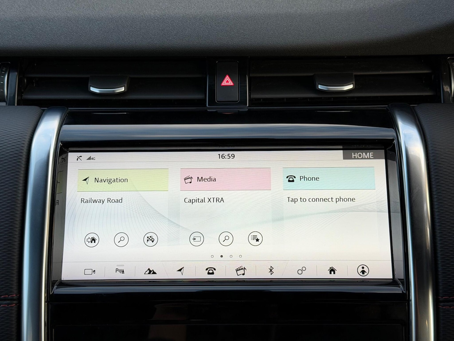 Used Land Rover Discovery Sport for sale - 76995567: Photo 32