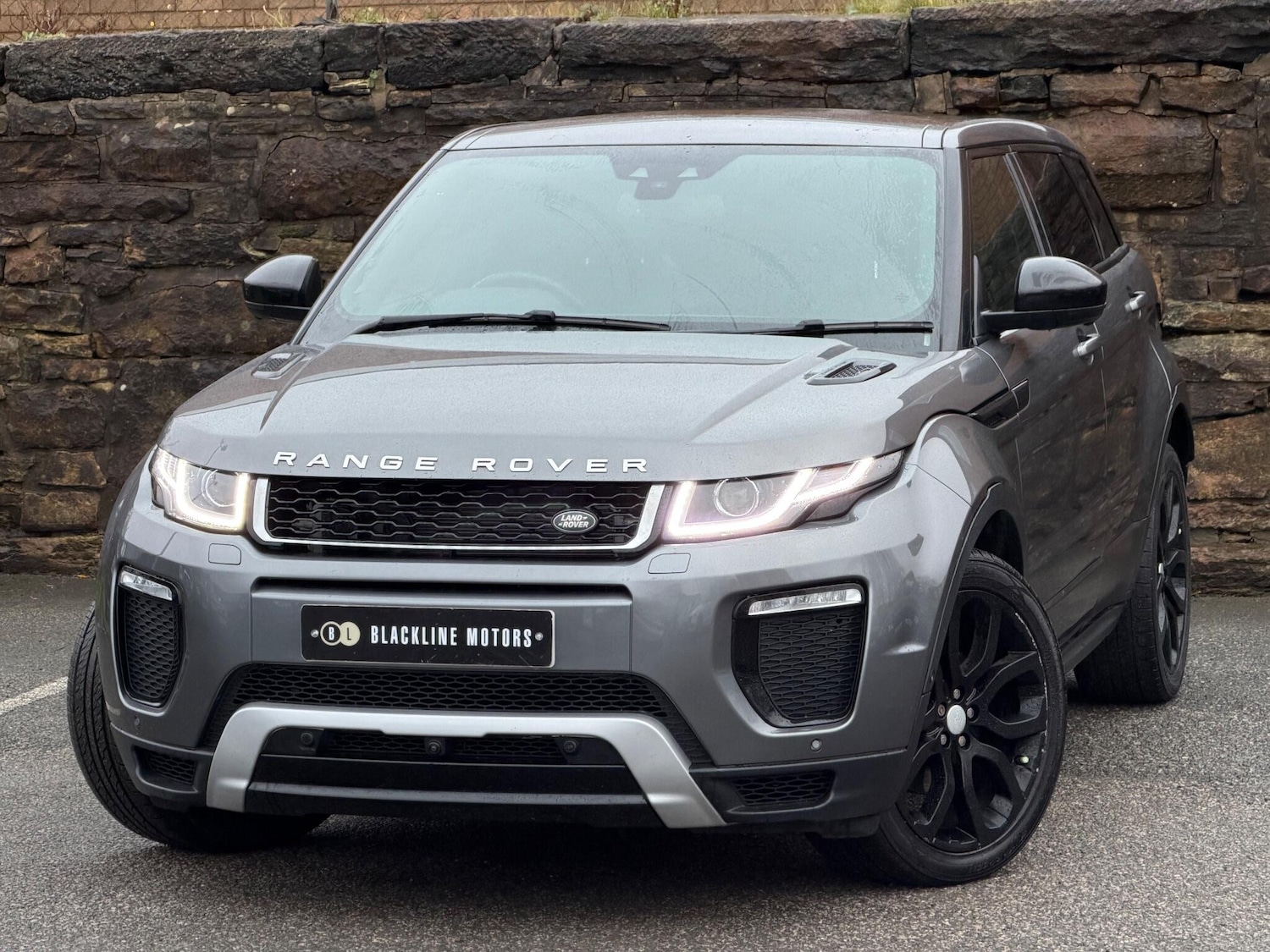 Used Land Rover Range Rover Evoque 2017 for sale - 76781657: Photo 3