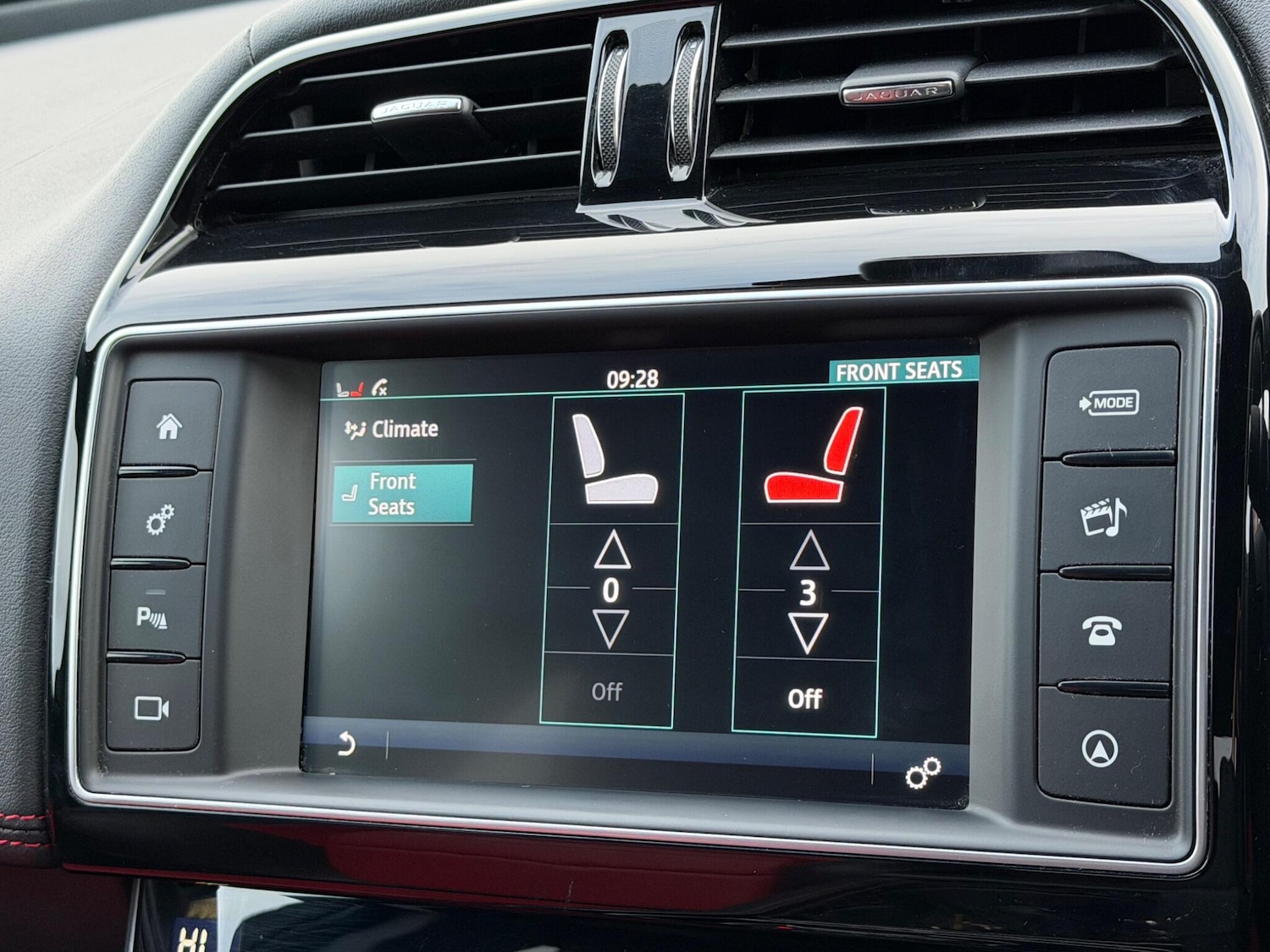 Used Jaguar XE 2018 for sale - 77215934: Photo 27