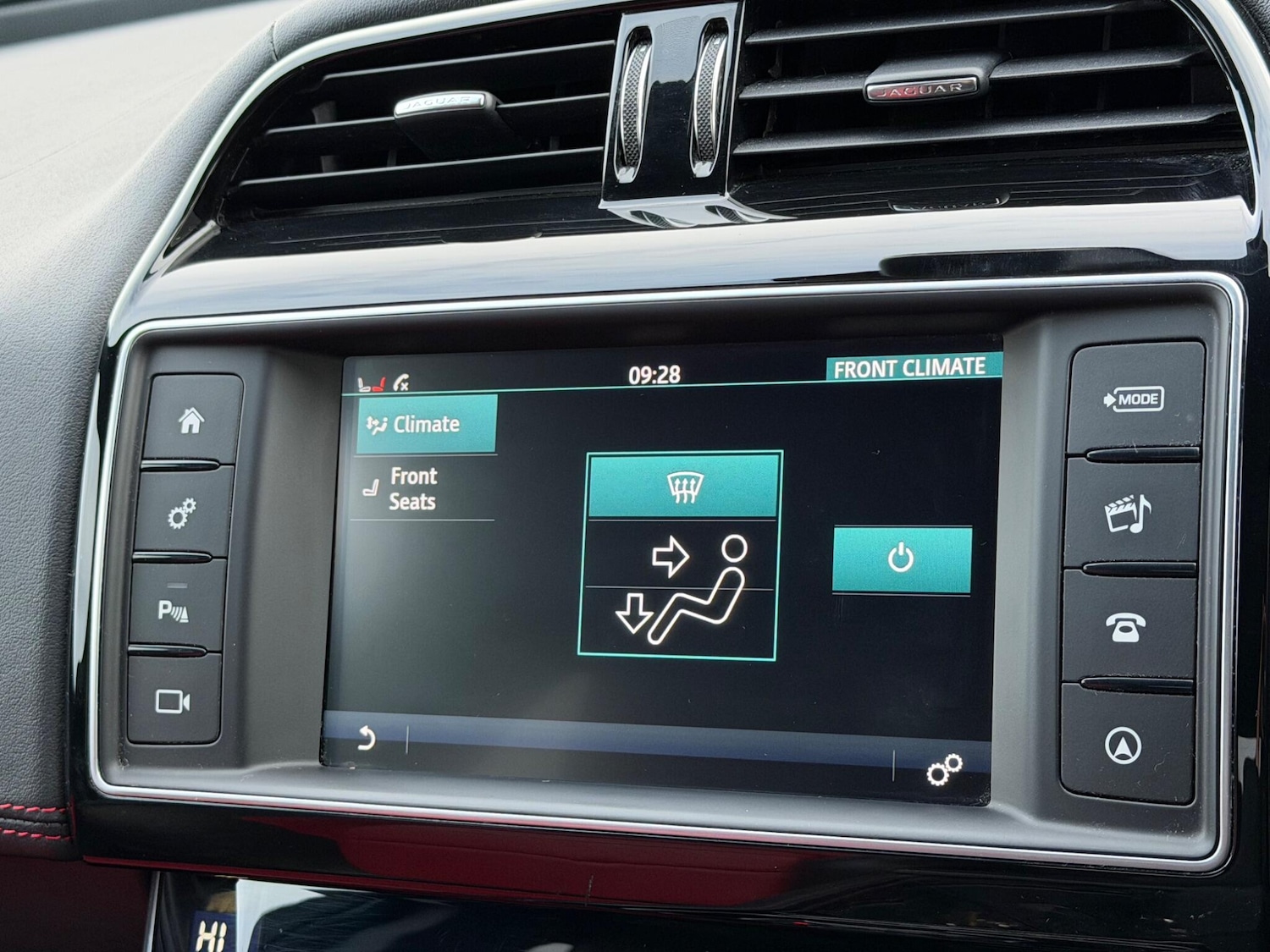 Used Jaguar XE 2018 for sale - 77215934: Photo 29