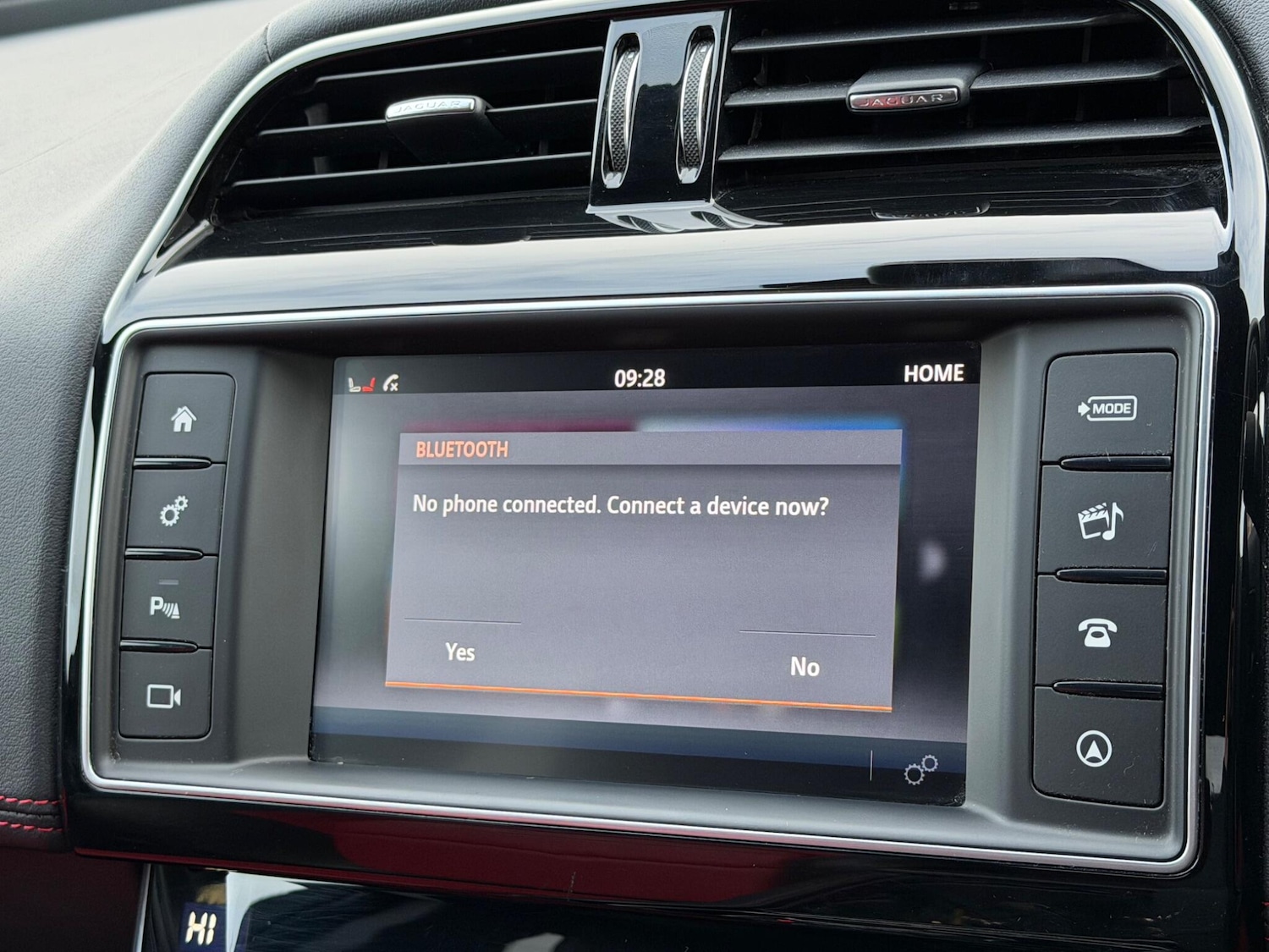 Used Jaguar XE 2018 for sale - 77215934: Photo 31