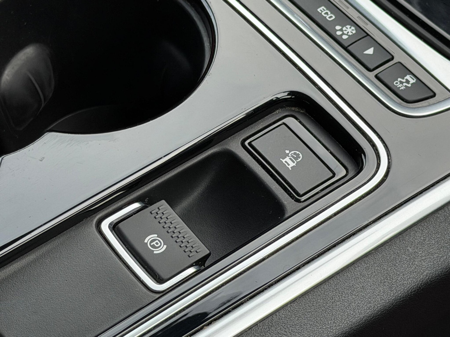 Used Jaguar XE 2018 for sale - 77215934: Photo 37