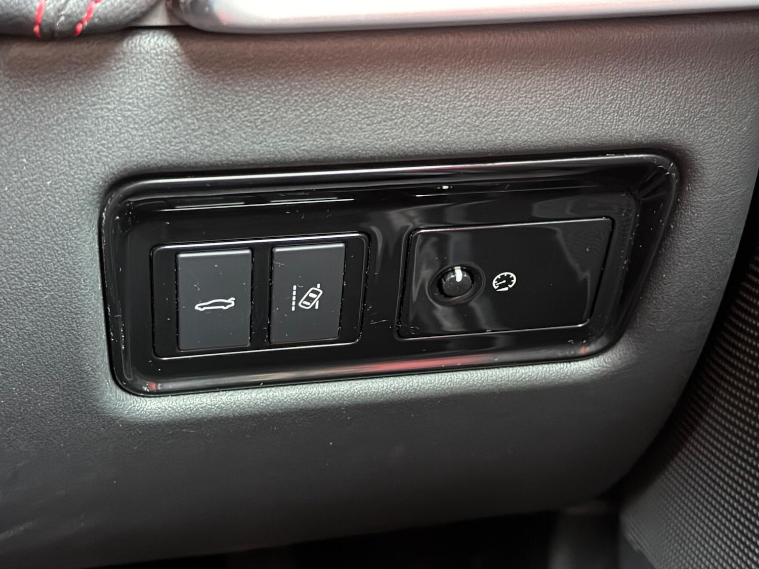 Used Jaguar XE 2018 for sale - 77215934: Photo 42