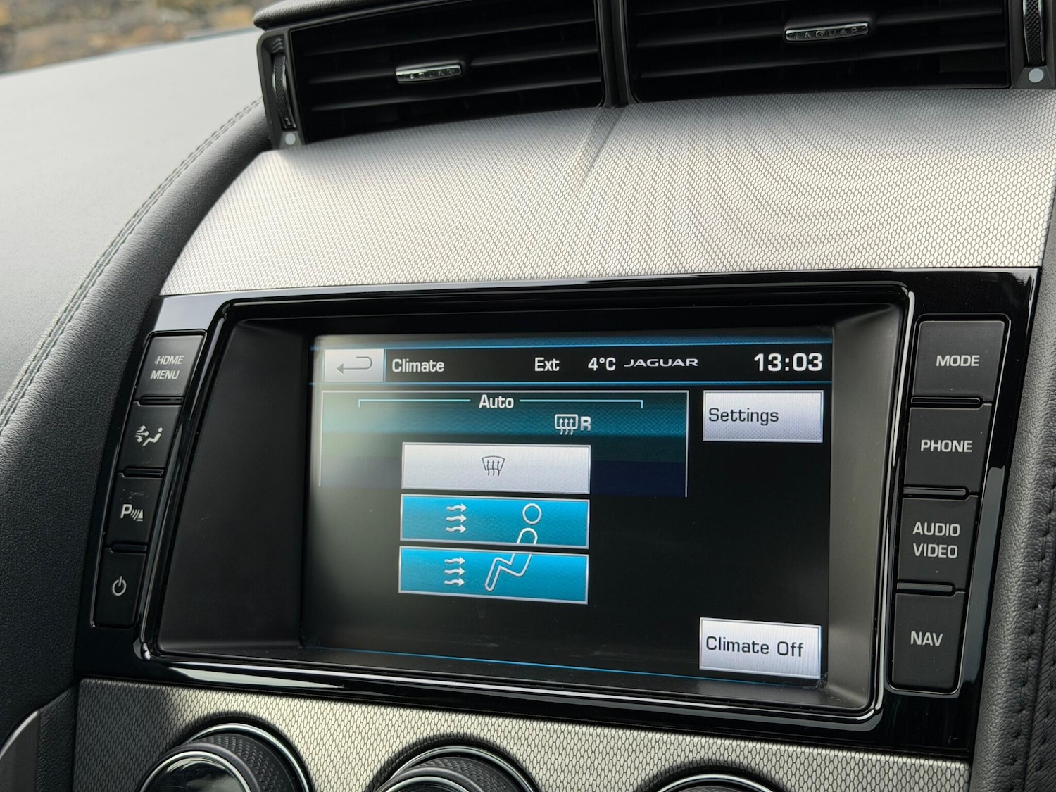 Used Jaguar F-Type 2014 for sale - 77305331: Photo 28