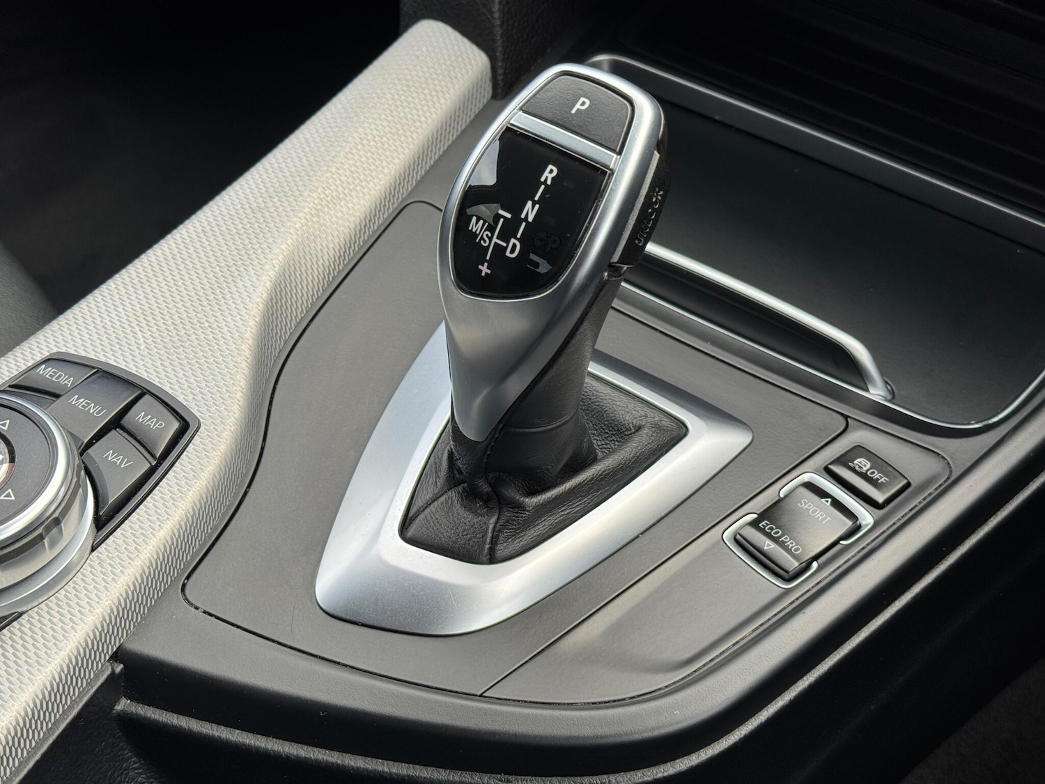 Used BMW 3 Series 2016 for sale - 76259233: Photo 41