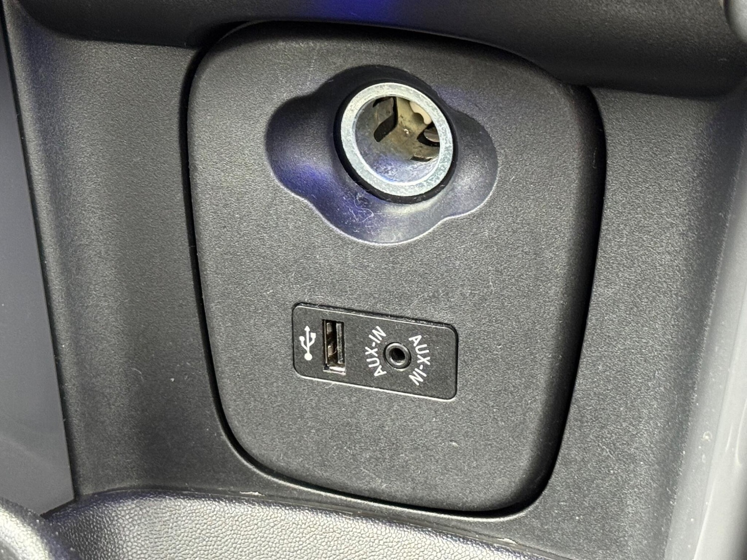 Used MINI Hatch 2015 for sale - 76989256: Photo 37