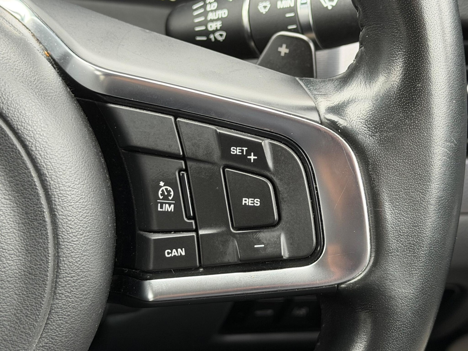 Used Jaguar XF 2017 for sale - 77598980: Photo 25