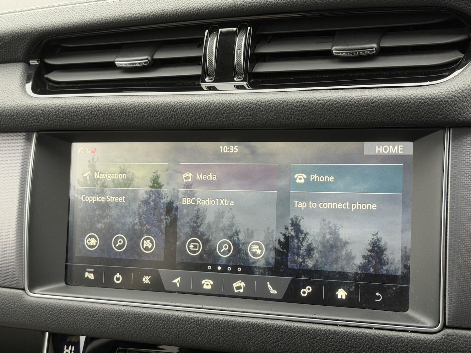 Used Jaguar XF 2017 for sale - 77598980: Photo 29