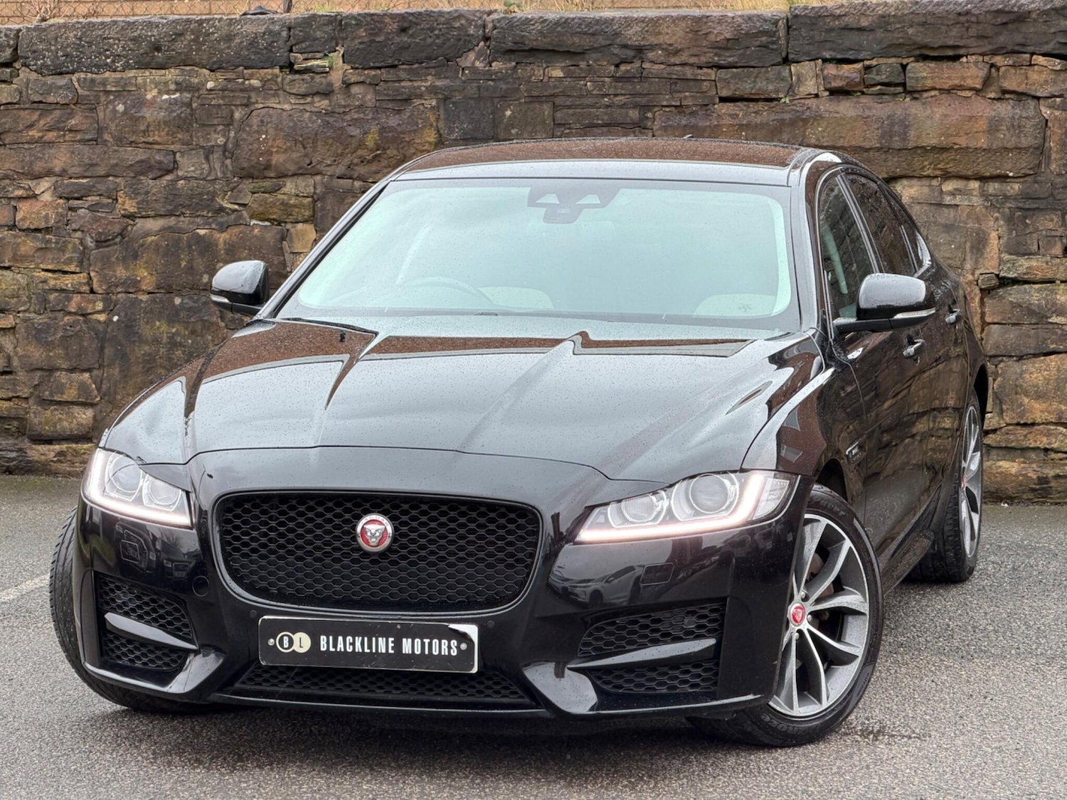 Used Jaguar XF 2017 for sale - 77598980: Photo 3