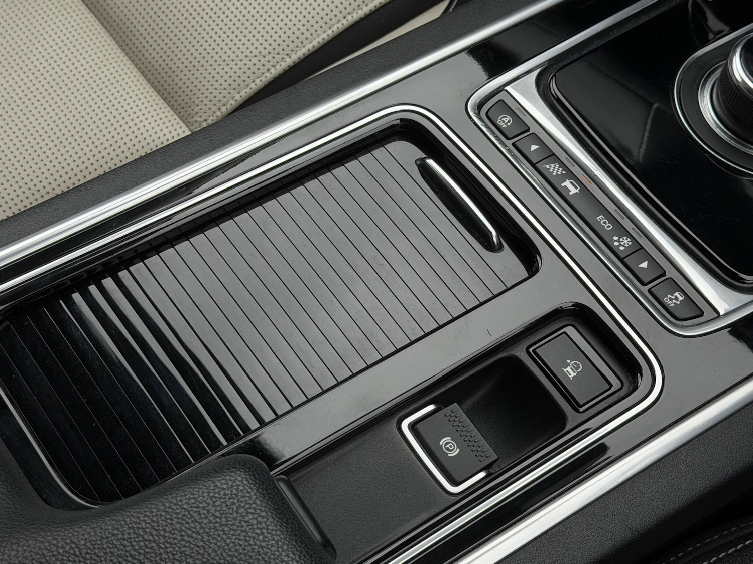 Used Jaguar XF 2017 for sale - 77598980: Photo 38