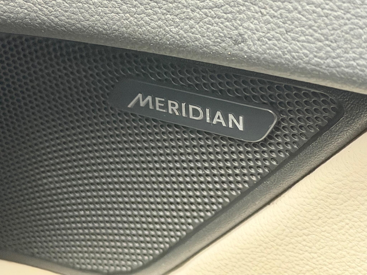 Used Jaguar XF 2017 for sale - 77598980: Photo 46