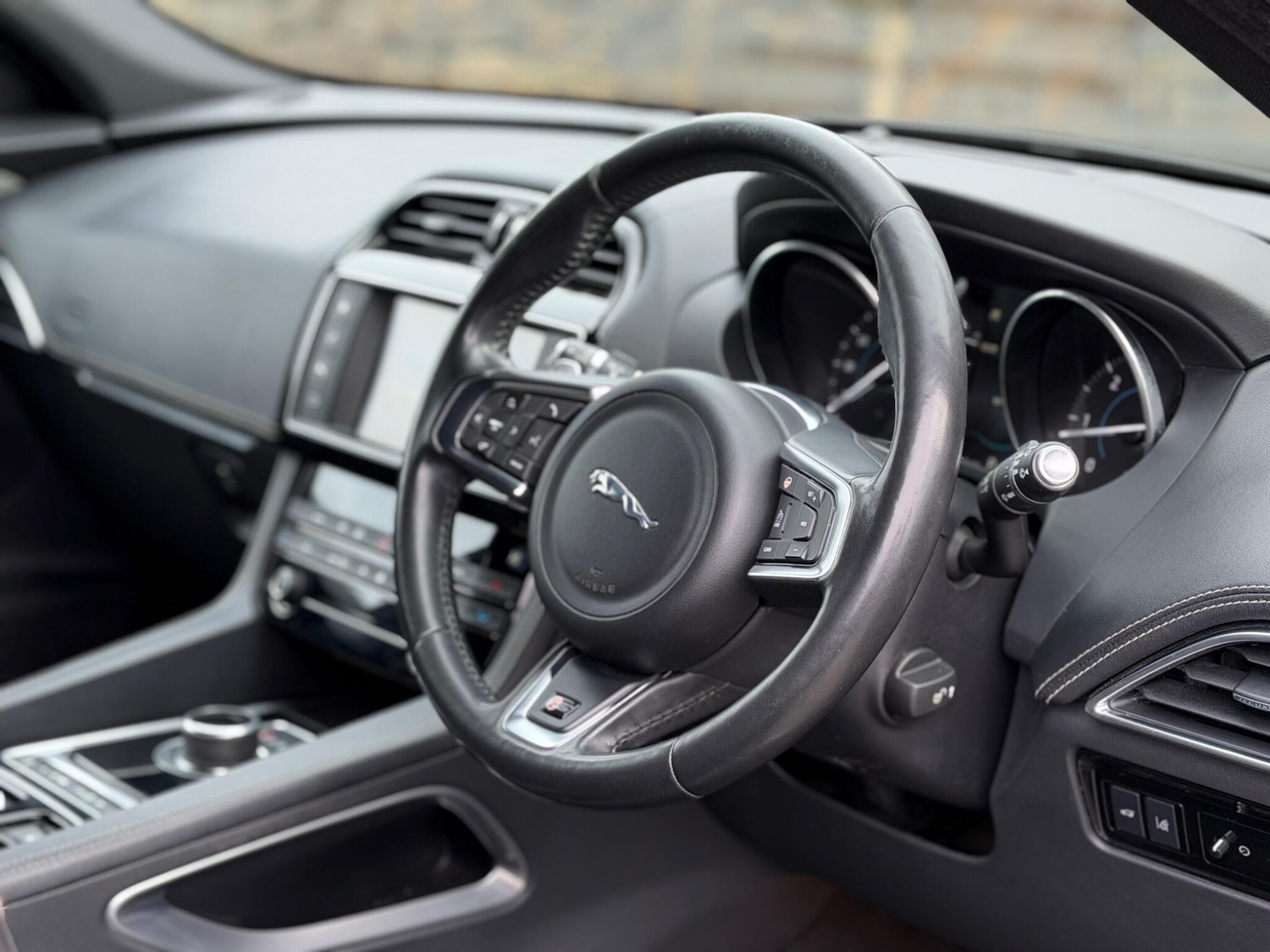 Used Jaguar F-Pace 2017 for sale - 77291471: Photo 12