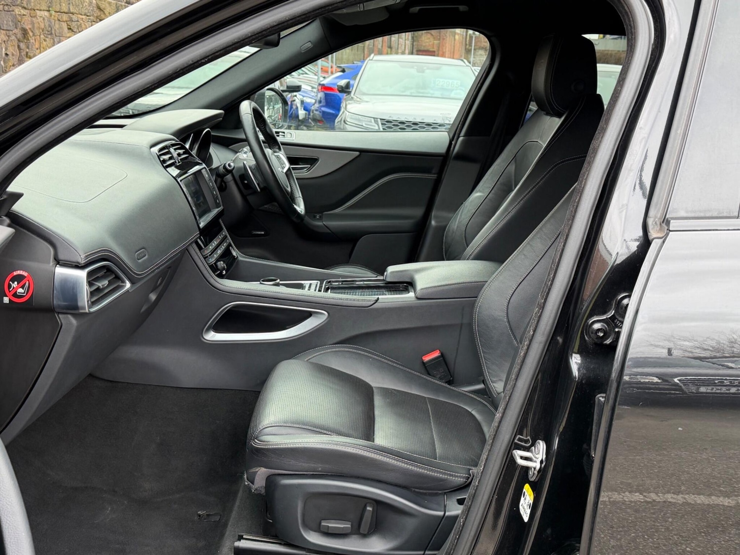 Used Jaguar F-Pace 2017 for sale - 77291471: Photo 15